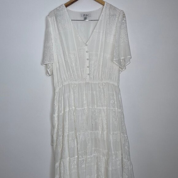 Forever New Curve White Zadie Flutter Sleeve Midi Dress in Size 18 - Picture 10 of 17